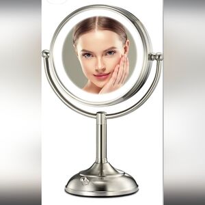 Professional 8.5" Large Lighted Makeup Mirror